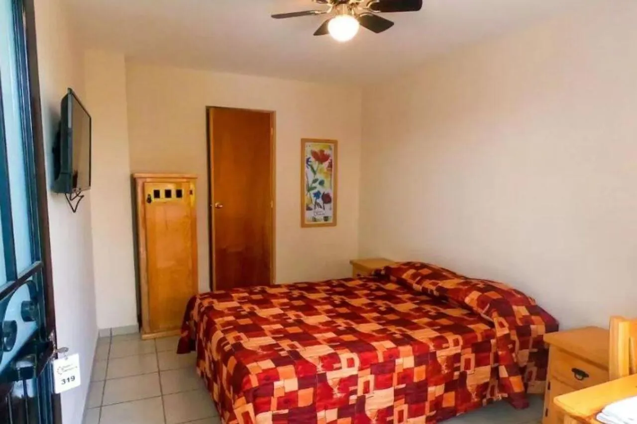 ** Zajazd Hotel Meson De Carolina Querétaro Meksyk