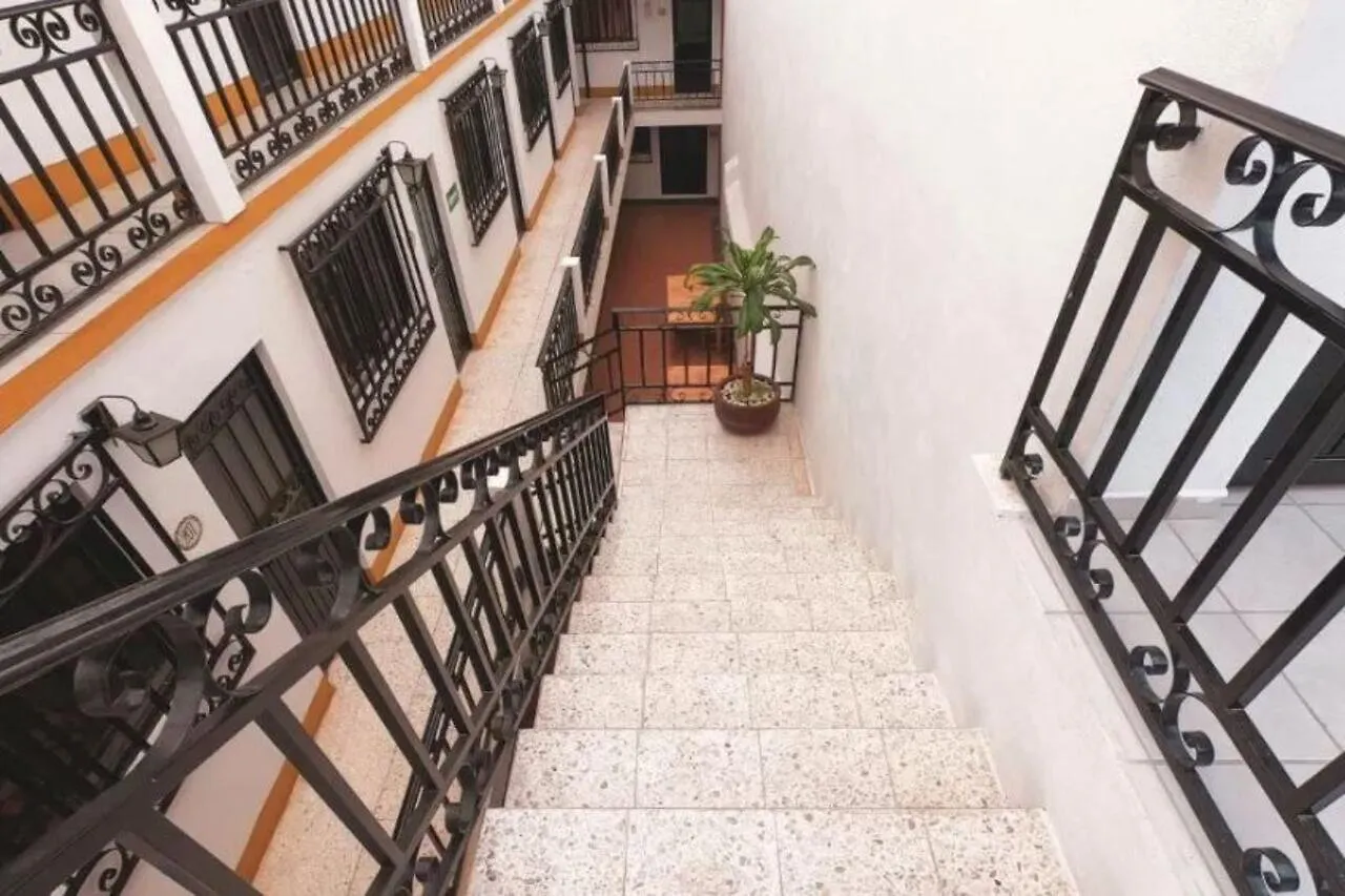 Inn Hotel Meson De Carolina Queretaro
